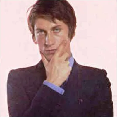 Dans quelle chanson Jacques Dutronc a-t-il un joujou extra qui fait crac boum hue ?