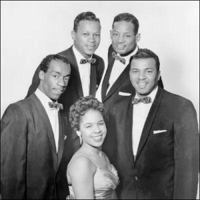 Lequel de ces slows mythiques a &eacute;t&eacute; interpr&eacute;t&eacute; en premier par le groupe am&eacute;ricain The Platters ?