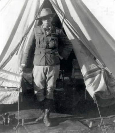 Outre ses succès militaires il commence a faire fortune, mais de quelle manière ?