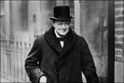 En 1908 devenu ministre du commerce et de l'industrie il se bat pour...