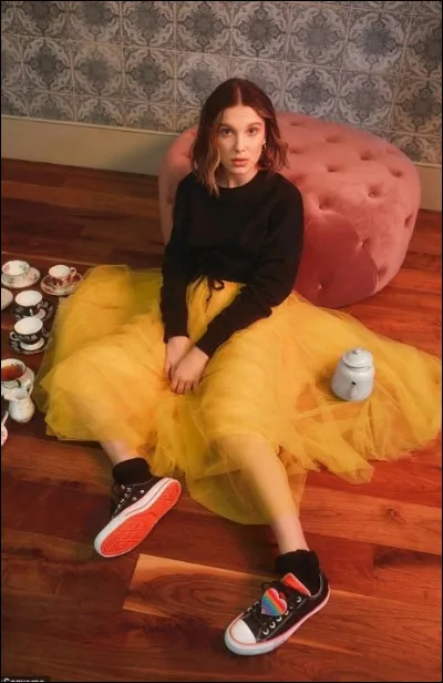 Pour quelle marque de chaussures fait-elle de la publicité ?