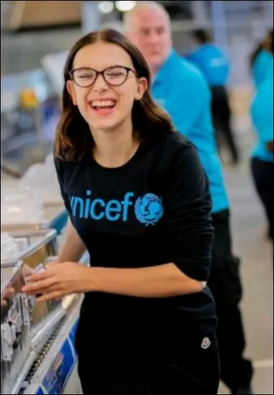 Avec qui a-t-elle fait le clip « Girls Like You » ?