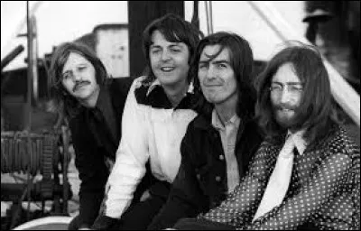 Qui était le batteur du groupe ?