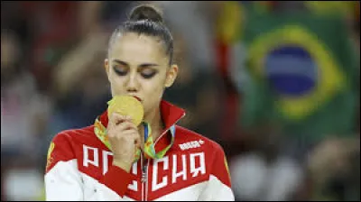 Qui est la championne olympique en titre, sacrée à Rio en 2016 ?