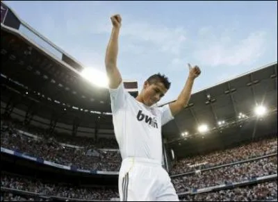 De quelle quipe fait-il partie ?