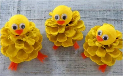 Et pour changer les deux derniers sont en pommes de pin, trouve le nom de ceux-là !