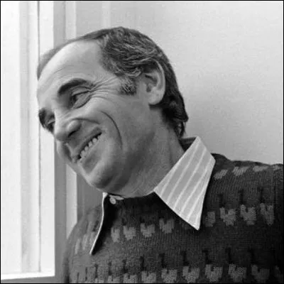 Quelle chanson de Charles Aznavour commence par les mots "Ils sont venus, ils sont tous l&agrave;" ?