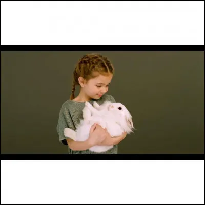 Quel était son premier clip avec les Kids United Nouvelle Génération ?