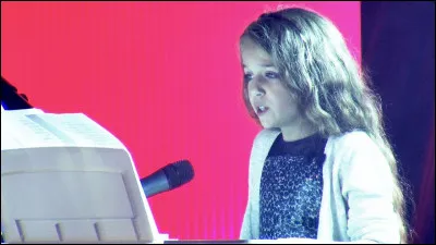 A quelle émission a-t-elle participé quand elle était petite ?