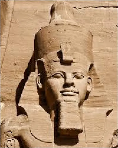 Ramsès II a régné sur l'Égypte durant 66 ans.