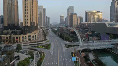 Cochez la ville qui convient à l'aide de l'image !