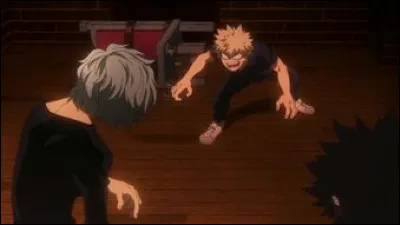 Comment Katsuki se fait-il capturer quand il se fait kidnapper au camp d'été ?