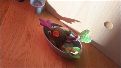 Oh ! J'ai bien dormi ! Pour bien commencer la journée, je vais prendre un bon bain !
Au fait, qui est l'inventeur du bain ?