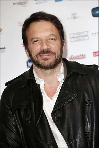 Dans quelle série joue Samuel Le Bihan ?