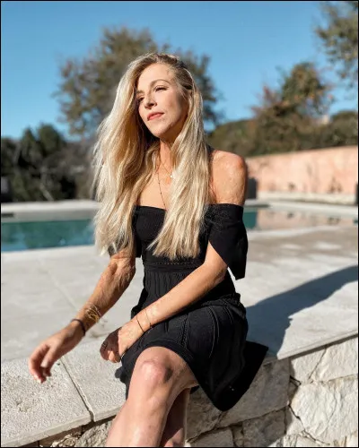 Ce jour là, le lycée où elle était scolarisée organise un carnaval. En quoi était-elle déguisée ?