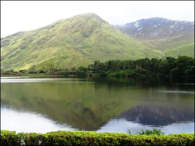 Parmi ces villes irlandaises, laquelle N'est PAS citée dans "Les Lacs du Connemara", de Michel Sardou ?