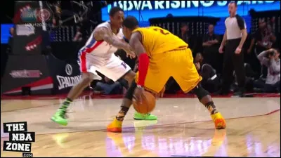 En 2013, il brise les chevilles de [...] avec un dribble dans le dos, un in-n-out puis un crossover suivi d'un stepack.