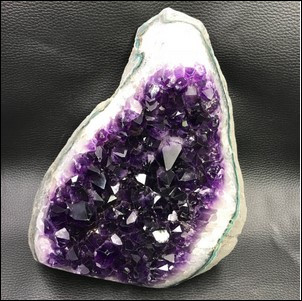 Quelle est cette pierre ?
