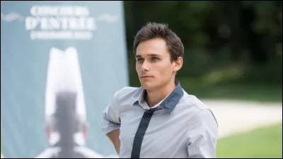 Avec qui Louis s'est-il marié au début du feuilleton ?