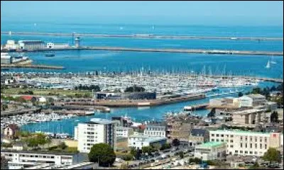 Pour quel objet la ville de Cherbourg-en-Cotentin est-elle réputée ?
