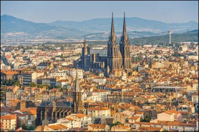 Quel est le département de Clermont-Ferrand ?