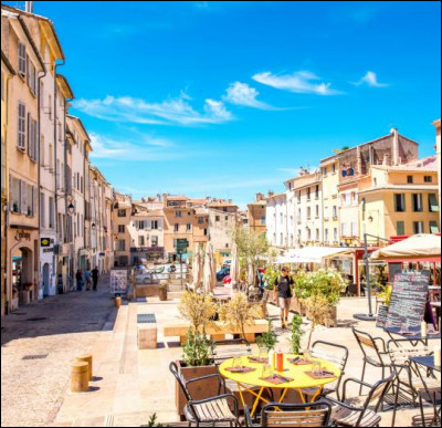 Quel est le département d'Aix-en-Provence ?