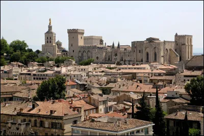 Quel est le département d'Avignon ?