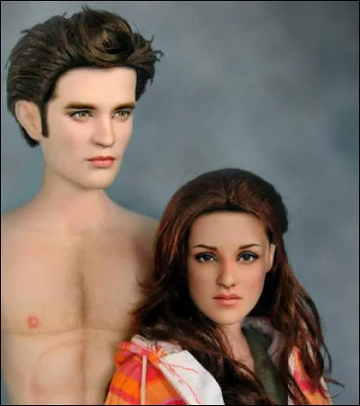 Vous devriez, sans vous faire trop de mauvais sang, reconnaître ces deux poupées !