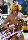 Comment se nomme ce cowboy, qui se balade ainsi dvtu dans les rues de New York ?