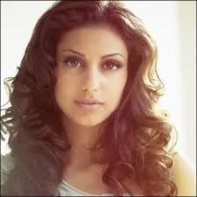 Compl&eacute;tez le titre de cette chanson : "L'amour me donne...