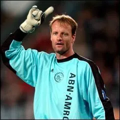 Hans Vonk était le gardien de but de quelle sélection ?