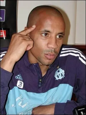 De quelle origine est l'ancien joueur de l'OM et Monaco, Manuel Dos Santos ?