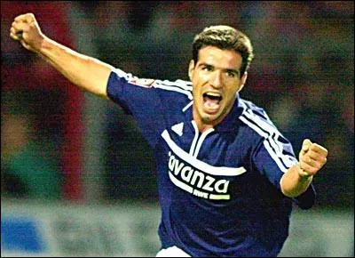 Pour quelle nation a joué l'attaquant Paulo Rink, brésilien d'origine ?