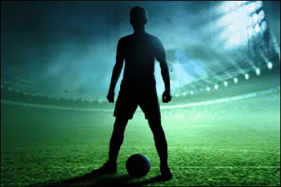 Quel joueur de football est surnommé ''La puce'' ?