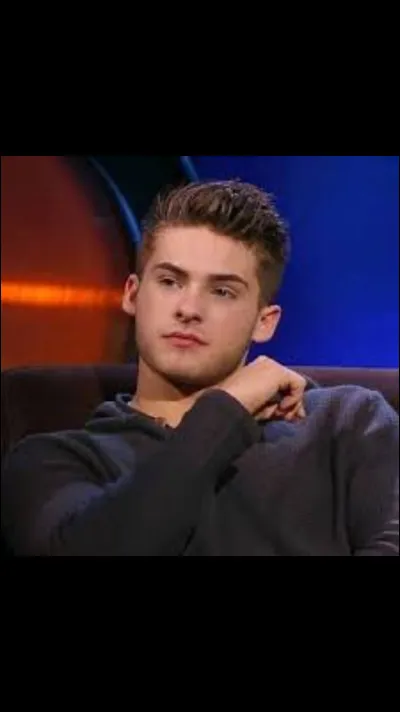 Qui est ce garçon ?