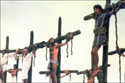 Cette scne finale compte parmi les plus russies de l'Histoire du cinma, notamment grce  sa chanson exceptionnelle qui clture ce film. De quoi s'agit-il ?