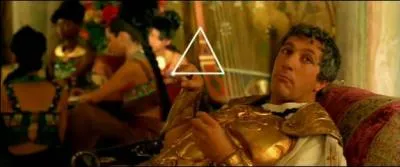 Dans quel film Alain Chabat trouva-t-il le moyen de se mettre le costume de Jules Csar et de tourner un scne torride avec Monica Bellucci ?