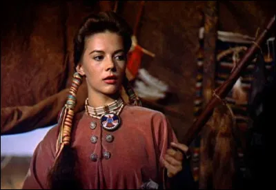 Quel cin&eacute;aste a r&eacute;alis&eacute; le western "La Prisonni&egrave;re du d&eacute;sert" (1956) ?