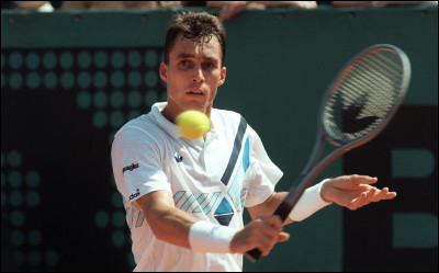 En quelle année le tennisman Ivan Lendl a-t-il remporté le tournoi Roland-Garros pour la première fois ?
