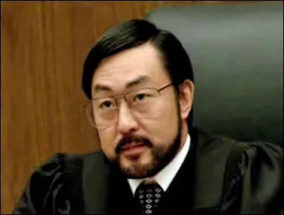 Quel est le personnage joué par Kenneth Choi ?