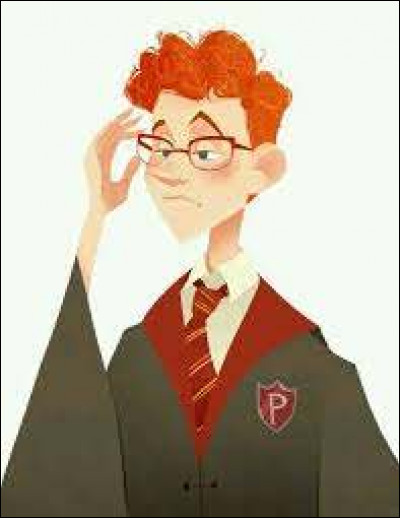 Dans "Harry Potter à l'école des sorciers", durant le banquet de début d'année, Percy parle de la métamorphose à Hermione. Par quelle métamorphose lui dit-il qu'elle va commencer ?
