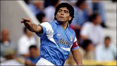 C'est ce 25 novembre 2020, à Tigre que Diego Maradona nous quitta. Quel âge avait-il ?