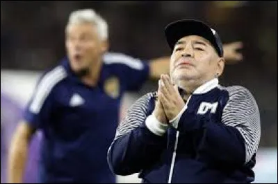 A-t-il été l'entraineur de l'équipe national de l'Argentine durant sa carrière ?