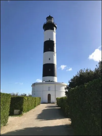 Comment s'appelle ce phare ?