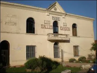 Je vous emm&egrave;ne &agrave; pr&eacute;sent dans les C&eacute;vennes, aux Salles-du-Gardon. Ville de l'agglom&eacute;ration d'Al&egrave;s, elle se trouve dans le d&eacute;partement ...