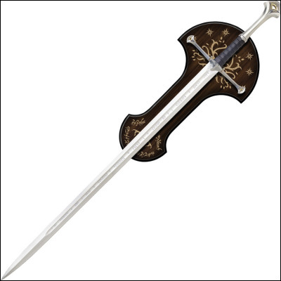 L'épée d'Aragorn se nomme :