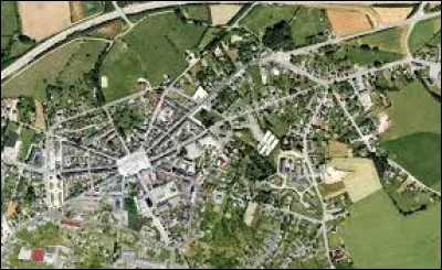 Dans quel pays se situe la ville de Philippeville ?