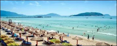 Laquelle de ces &icirc;les ne fait pas partie du Japon ?