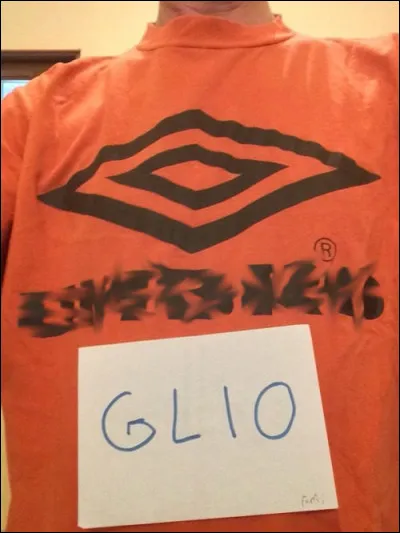 Deux cois s'en m&ecirc;laient les pinces-eaux...