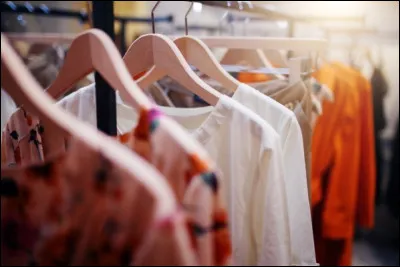 Niveau consommation, comment te qualifierais-tu ?